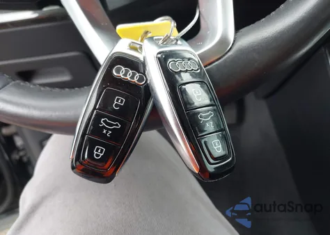 2020 Audi Q7 Premium Plus 45 Tfsi Quattro Tiptronic из США, поврежденный, VIN WA1LJAF70LD009762